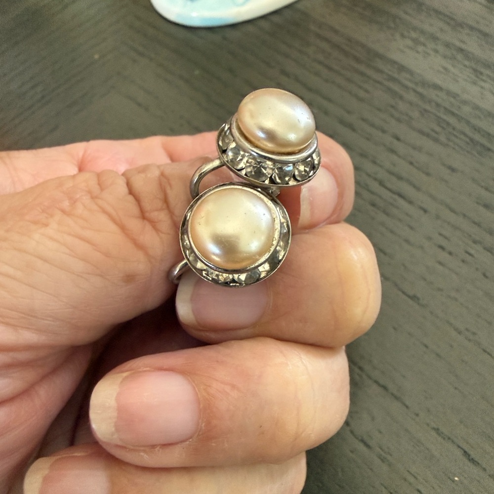 Coro screw back earrings